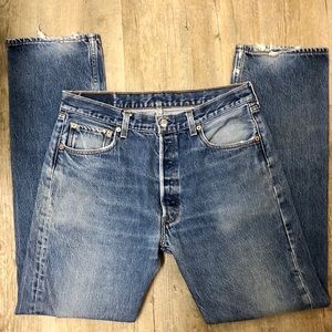 Vintage Levi’s 501xx 30x31 Made in the USA